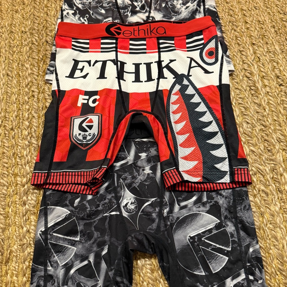 Ethika Boys Red Black Graphic Shorts Lot of 3 Pairs Size XL Retails $15.00 Each